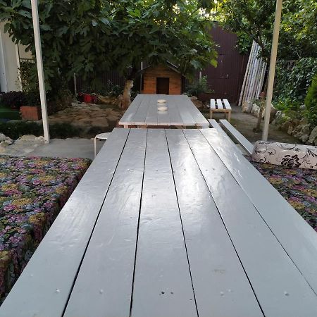 Guest House On Shakirbay 11 Sohum Dış mekan fotoğraf